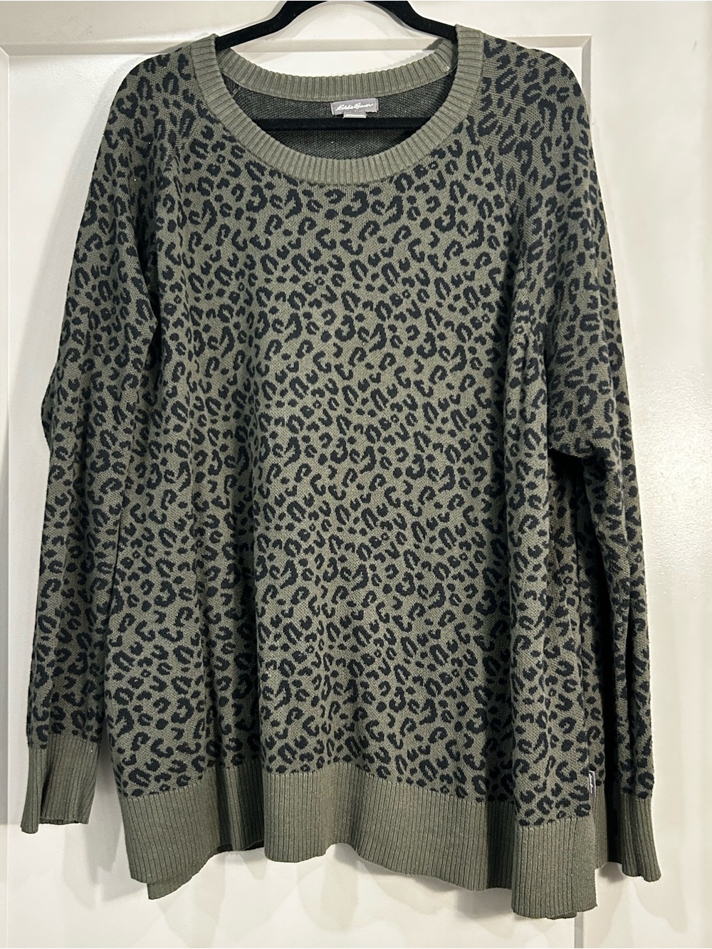 Eddie Bauer | Crewneck Sweater | Women’s | Olive and Black Leopard Print | 2XL